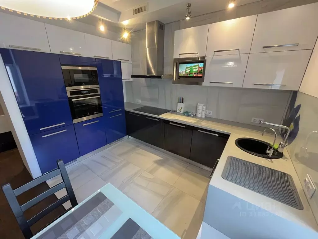 3-к кв. Ленинградская область, Выборг ул. Северный Вал, 3 (102.4 м) - Фото 1