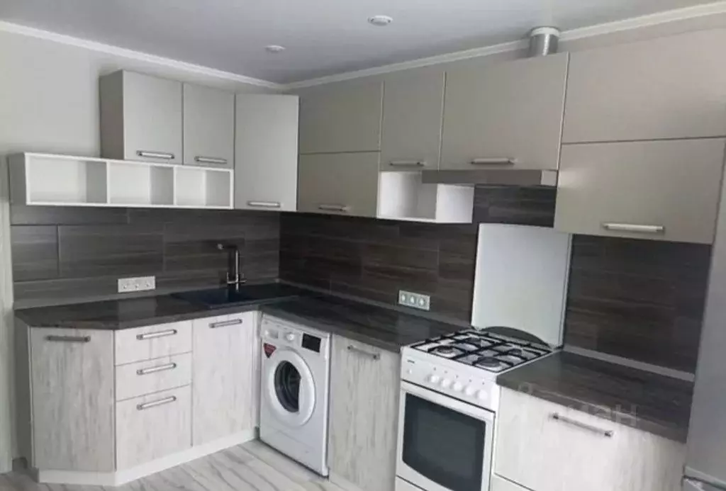 1-к кв. Саратовская область, Саратов ул. Имени А.В. Плякина, 3 (37.2 ... - Фото 2