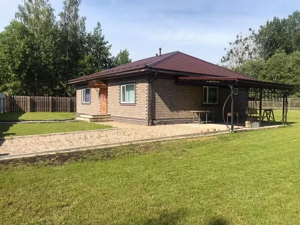 Дом в Псковская область, Струги Красные рп ул. Урожайная (143 м) - Фото 0