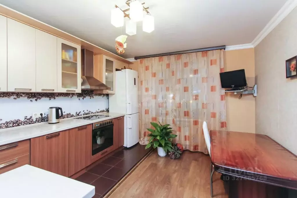 3-к кв. Тюменская область, Тюмень ул. Попова, 7а (87.0 м) - Фото 1