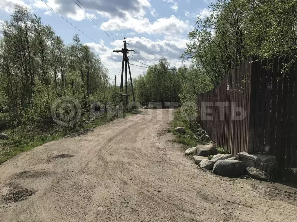 Участок в Мурманская область, Кольский район, Молочный городское ... - Фото 1