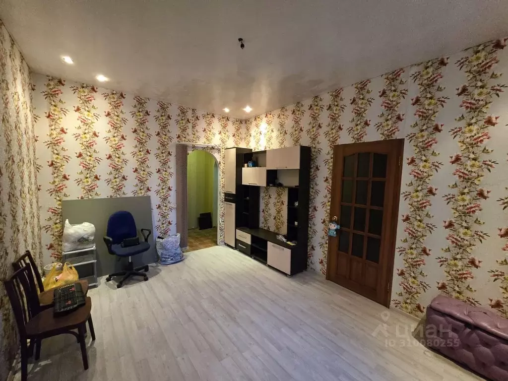 2-к кв. Смоленская область, Смоленск пос. Серебрянка, 52 (42.0 м) - Фото 2