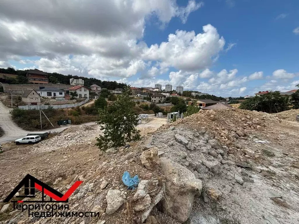 Участок в Севастополь ул. Редутная, 38 (10.0 сот.) - Фото 2