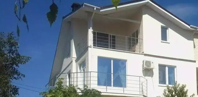 3-к кв. Севастополь ул. Меньшикова, 6 (50.0 м) - Фото 0
