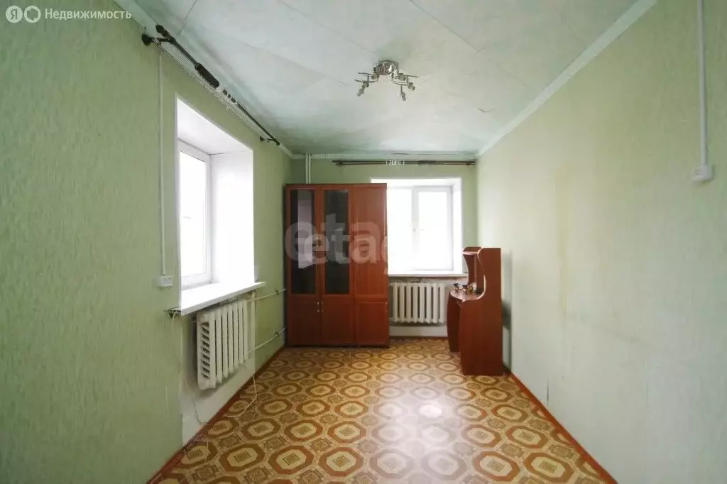 1-комнатная квартира: Ялуторовск, улица Карбышева, 1 (34 м) - Фото 1