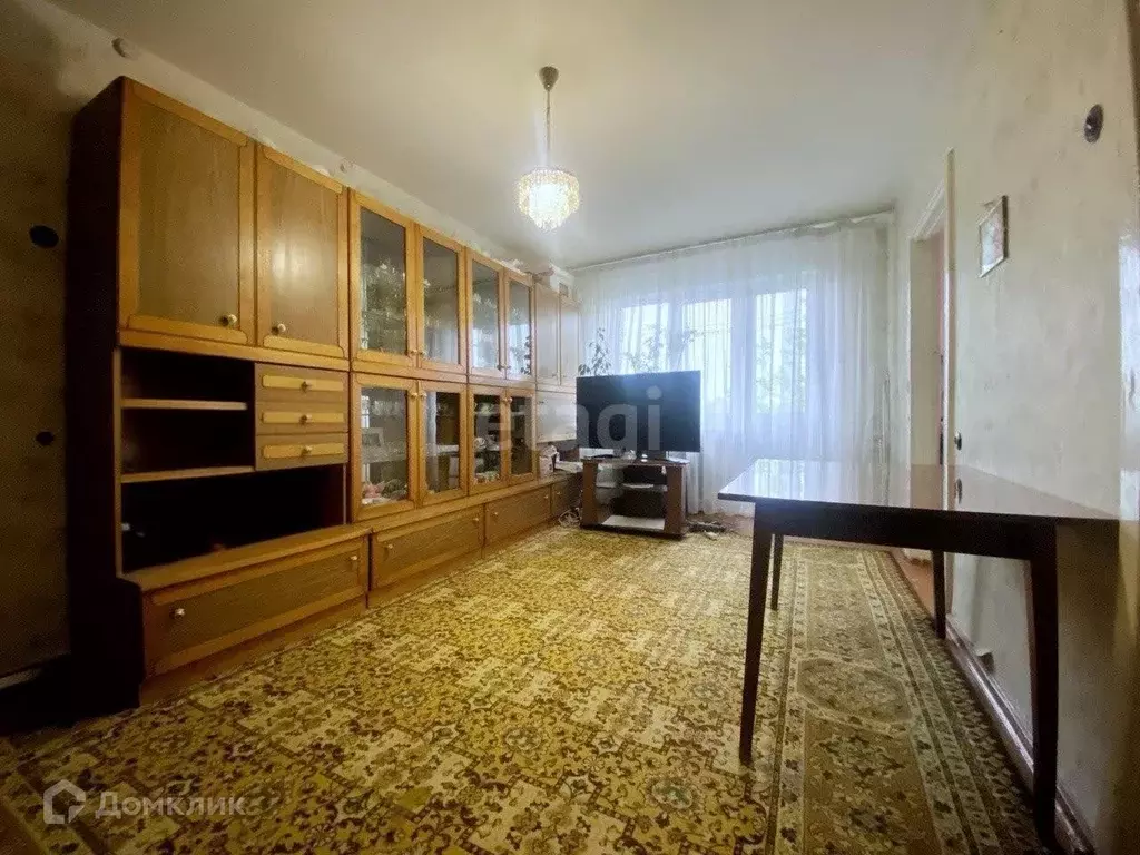 Продаётся 4-к квартира, 60.7 м - Фото 0