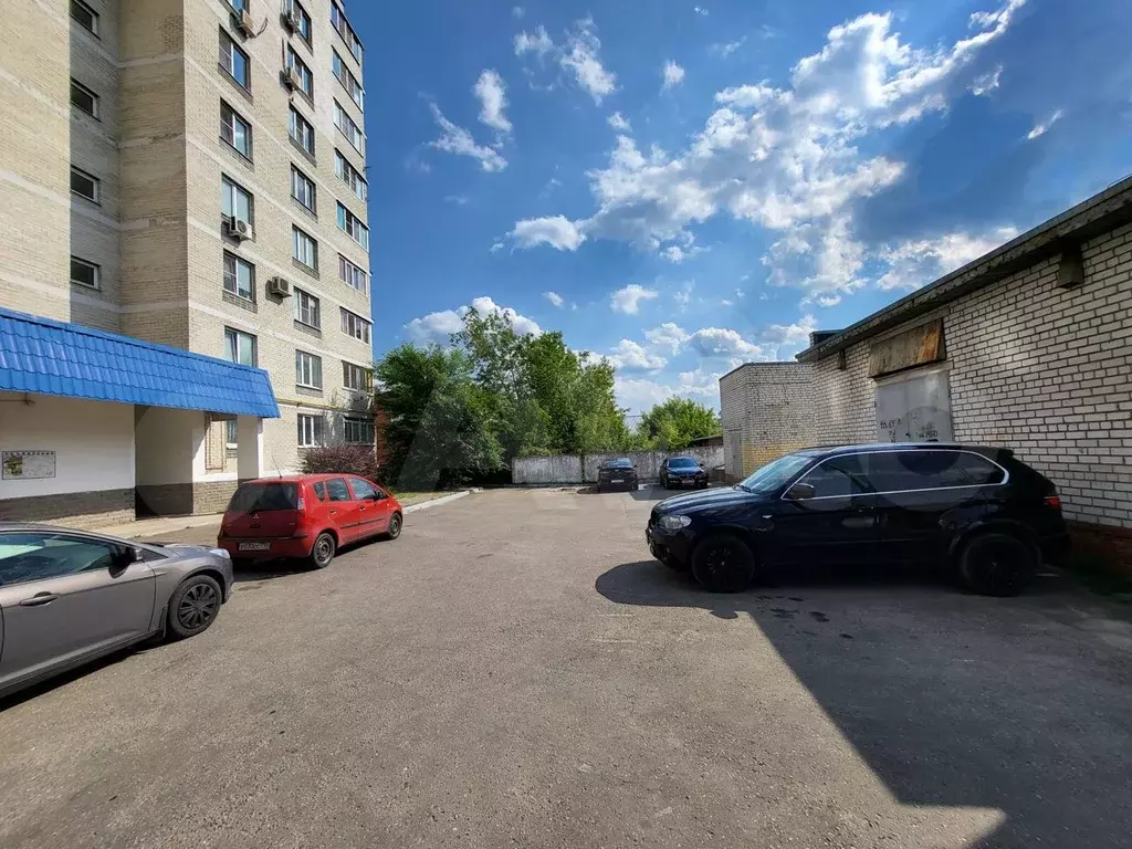 3-к. квартира, 90 м, 1/9 эт. - Фото 1