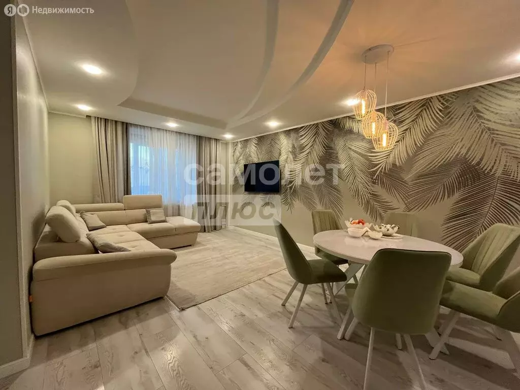 3-комнатная квартира: Туапсе, улица Маяковского, 4 (111 м) - Фото 1