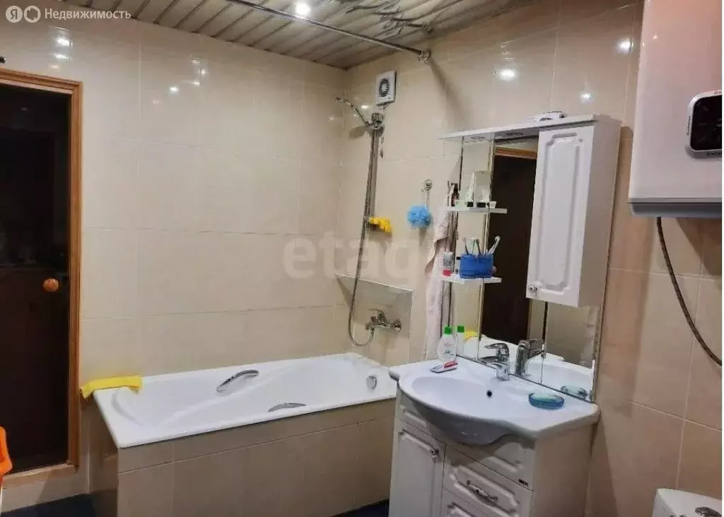 2-комнатная квартира: Томск, улица Интернационалистов, 8/2 (84.7 м) - Фото 2