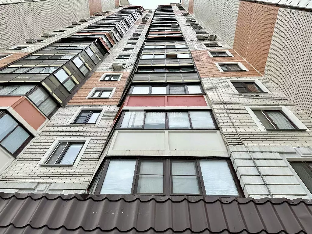 Продается 3-комнатная квартира - Фото 1