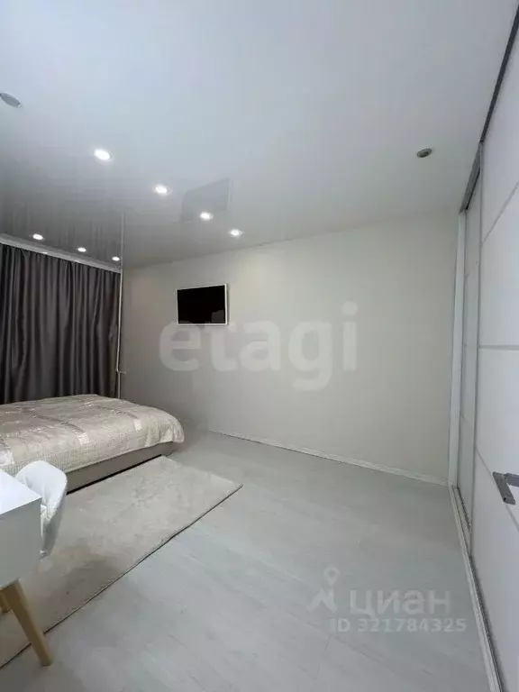 2-к кв. Ямало-Ненецкий АО, Новый Уренгой ул. 26-го съезда КПСС, 8А ... - Фото 2