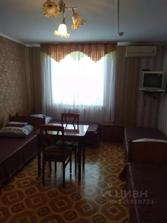 Комната Краснодарский край, Абинский район, Ахтырское городское ... - Фото 1