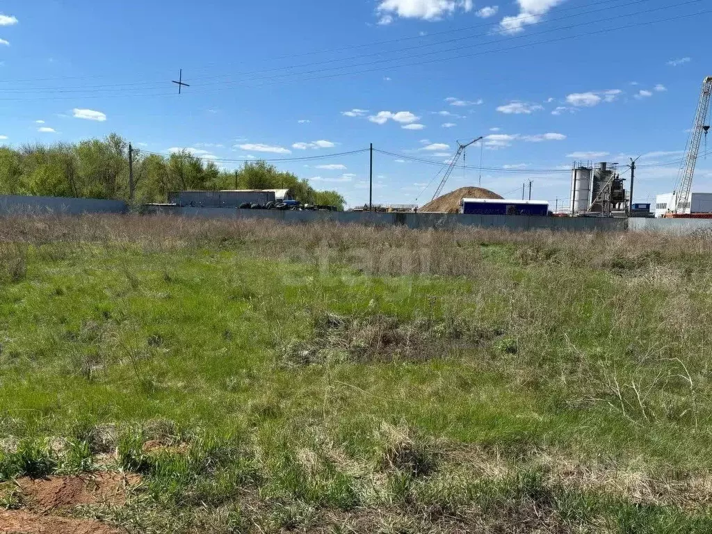 Участок в Оренбургская область, Оренбургский район, с. Ивановка ... - Фото 1