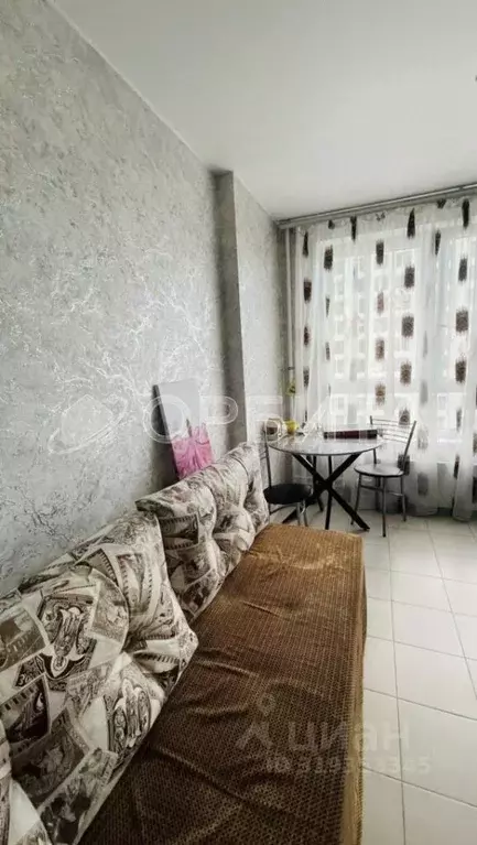1-к кв. Тюменская область, Тюмень Полевая ул., 117к2 (33.7 м) - Фото 1