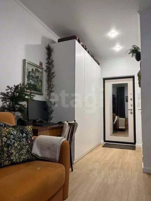 Студия Тюменская область, Тюмень ул. Парада Победы, 7 (20.9 м) - Фото 1