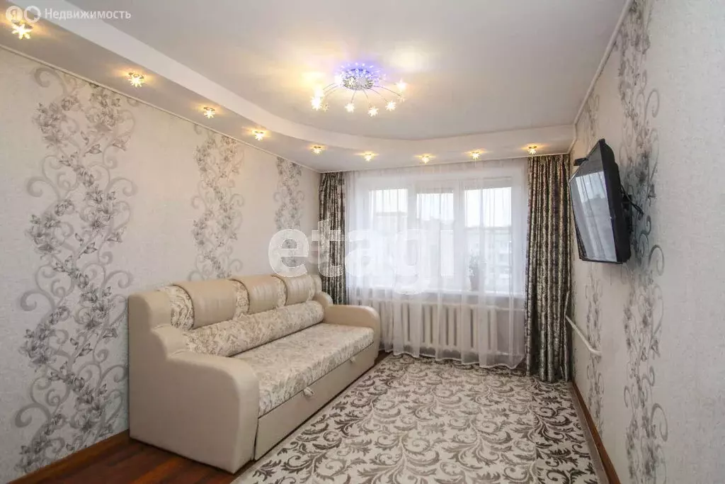 3-комнатная квартира: Тюмень, улица Домостроителей, 10 (66.1 м) - Фото 2