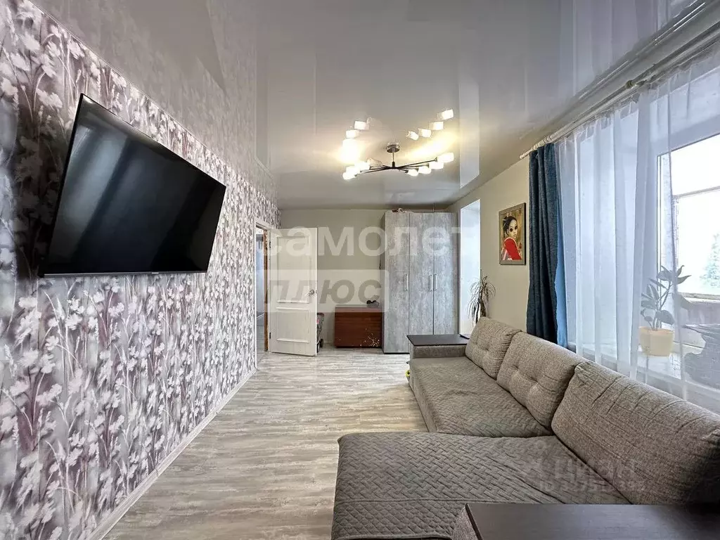 3-к кв. Ярославская область, Углич ул. Нариманова, 87А (64.4 м) - Фото 1