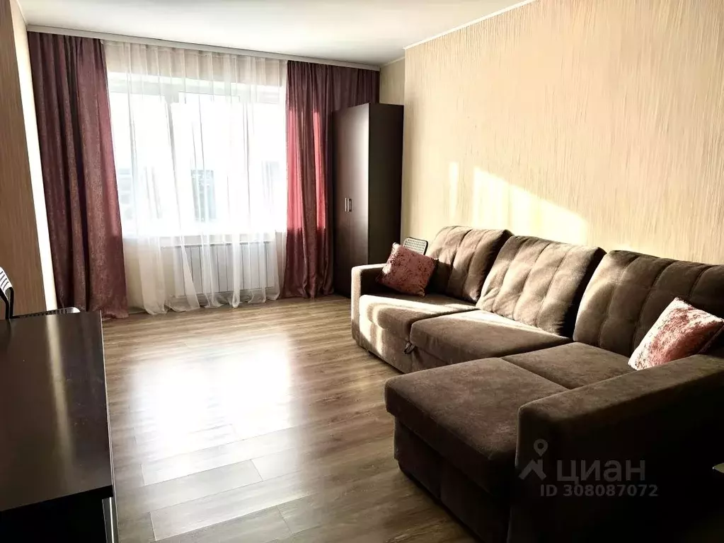 1-к кв. Свердловская область, Екатеринбург ул. Юмашева, 1 (44.0 м) - Фото 2