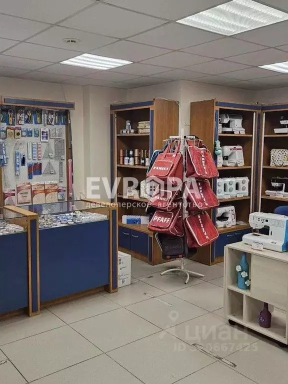 Торговая площадь в Ульяновская область, Ульяновск просп. Ленинского ... - Фото 0