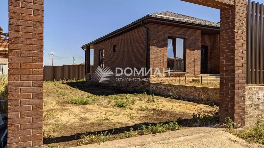 Дом в Ростовская область, Аксайский район, Грушевская ст-ца пер. ... - Фото 1