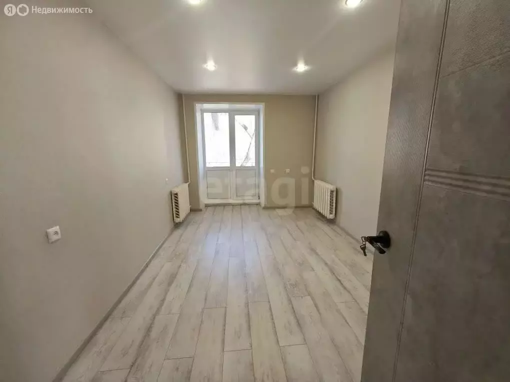 Квартира-студия: Ижевск, Буммашевская улица, 21 (12 м) - Фото 1