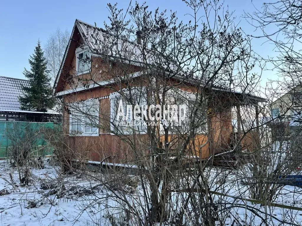 Дом в Ленинградская область, Кировское городское поселение, Беляевский ... - Фото 1