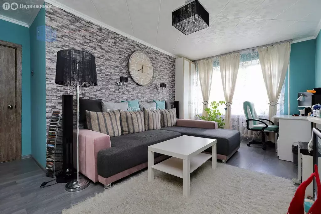 3-комнатная квартира: Калининград, улица Грига, 7 (57.8 м) - Фото 1