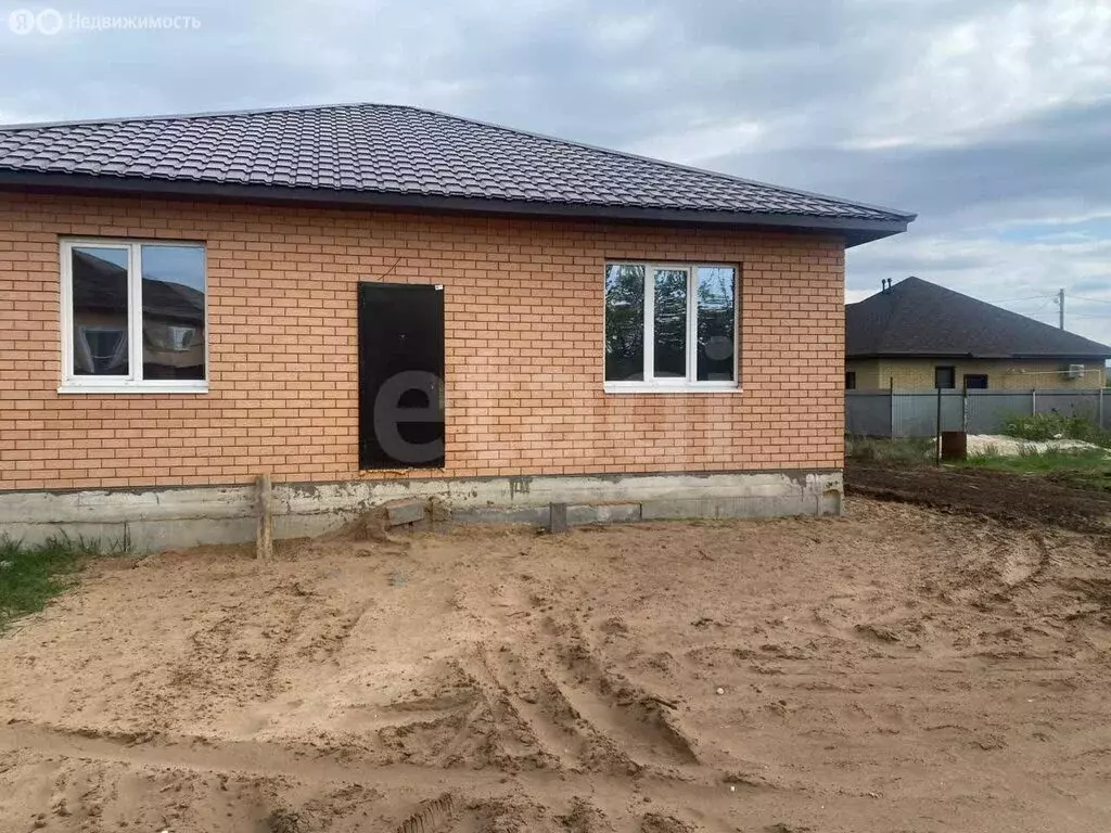 Дом в Маркс, 4-й Сосновый проезд, 2А (110 м) - Фото 1