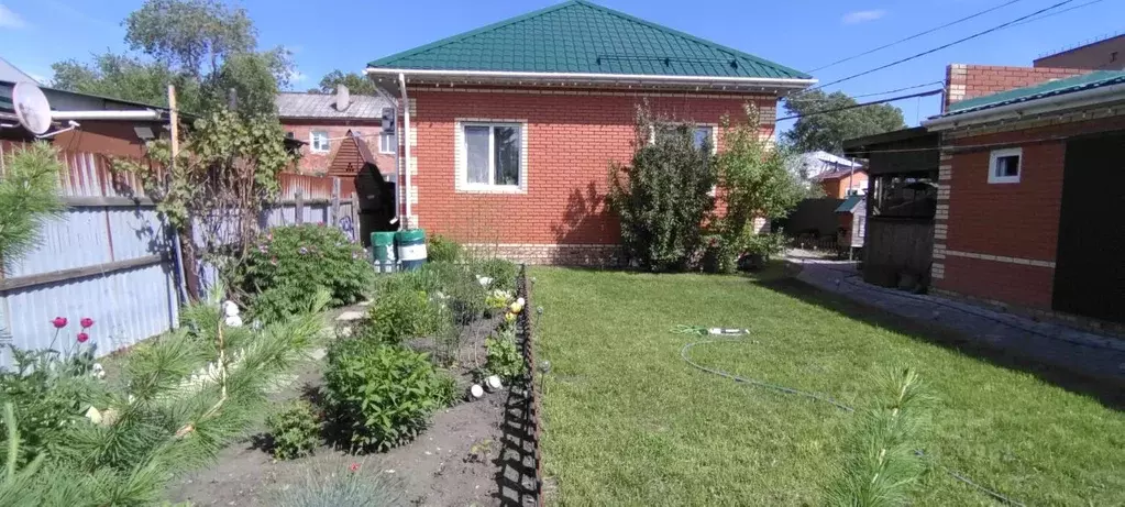 Дом в Омская область, Омск Совхозная ул., 128 (79 м) - Фото 1