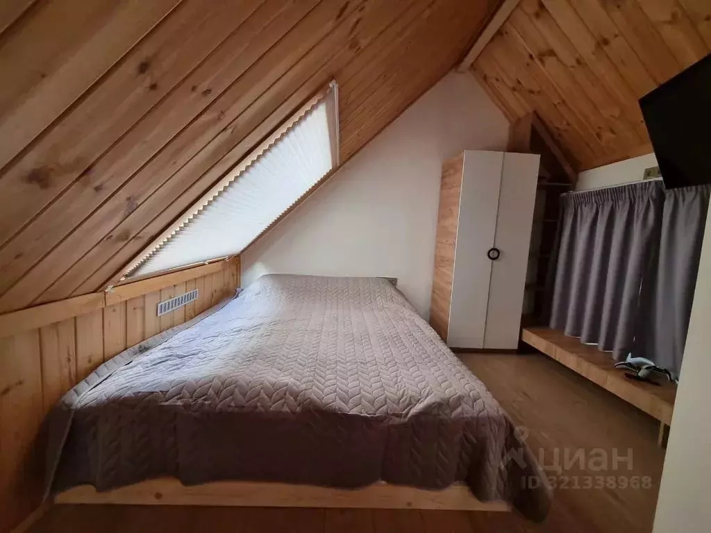 Дом в Карачаево-Черкесия, Зеленчукский район, с. Архыз  (25 м) - Фото 1