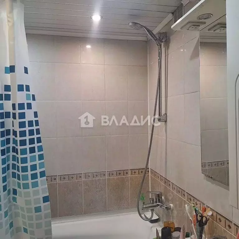 2-к кв. Бурятия, Улан-Удэ пер. Толстого, 2 (47.8 м) - Фото 2