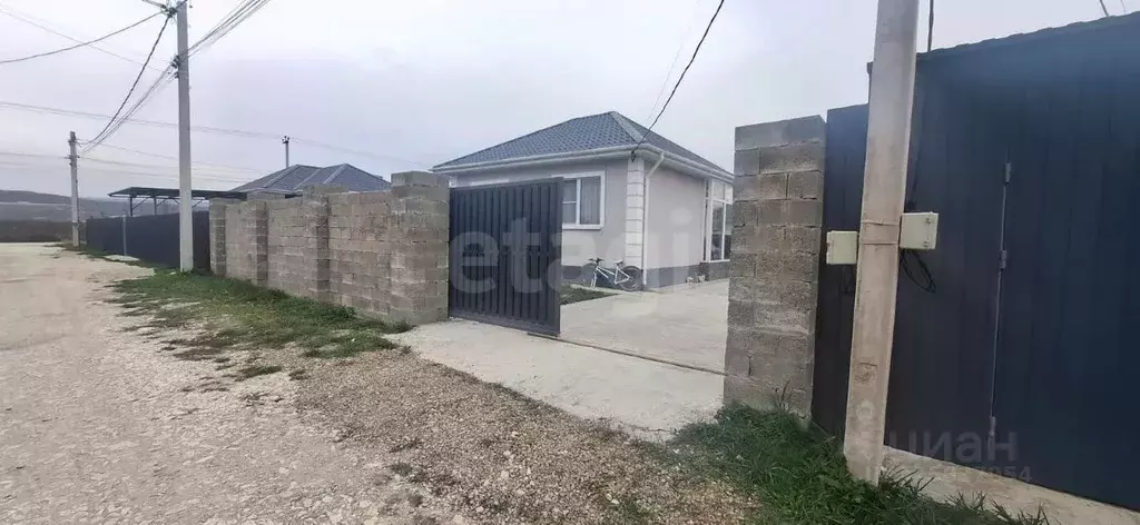 Дом в Краснодарский край, Новороссийск городской округ, Семигорский ... - Фото 2