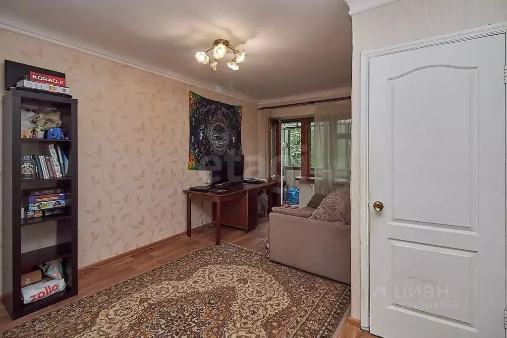 2-к кв. Тюменская область, Тюмень ул. Республики, 133 (43.6 м) - Фото 1