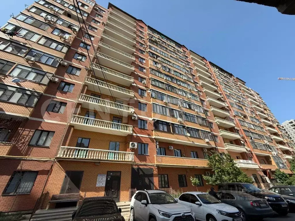 2-к кв. Дагестан, Махачкала ул. Хаджи Булача, 17Д (81.2 м) - Фото 0