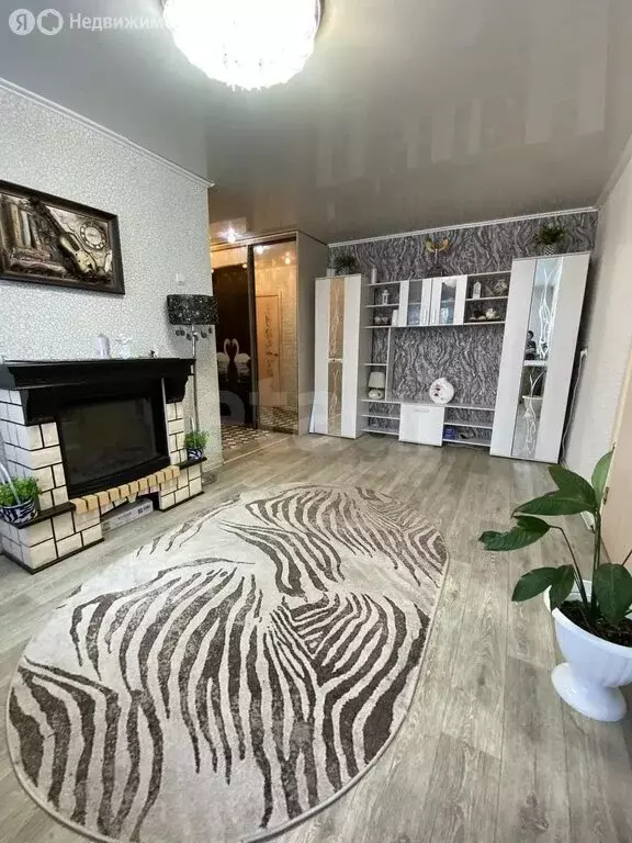 4-комнатная квартира: Челябинск, Хлебозаводская улица, 12 (61.9 м) - Фото 2