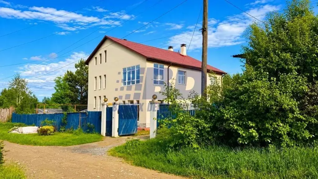 Дом в Свердловская область, Березовский муниципальный округ, пос. ... - Фото 1