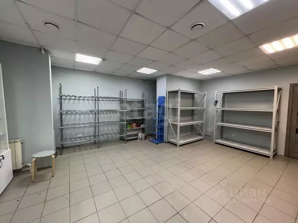 Помещение свободного назначения в Ямало-Ненецкий АО, Новый Уренгой ... - Фото 1