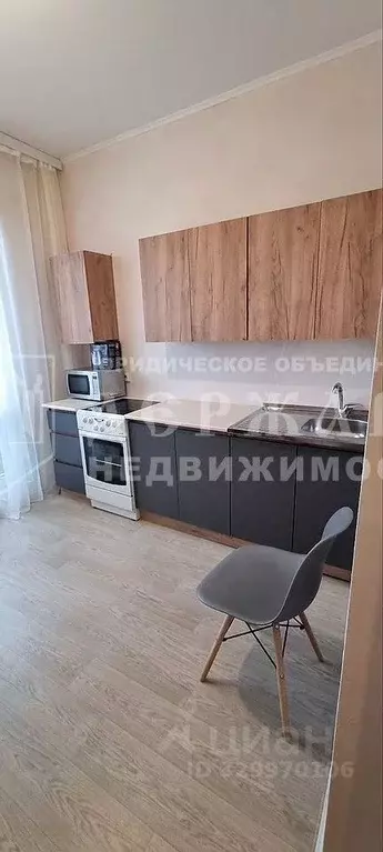 1-к кв. Кемеровская область, Ленинск-Кузнецкий Топкинская ул., 150/1 ... - Фото 1