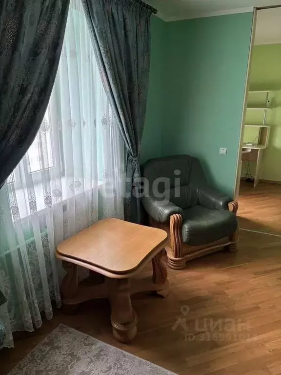 2-к кв. Белгородская область, Белгород ул. 5 Августа, 33 (68.0 м) - Фото 0