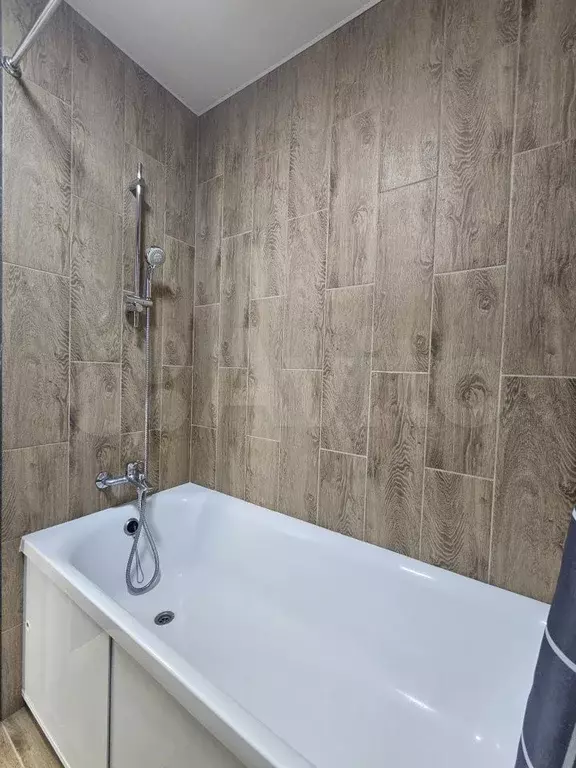 Комната 17,8 м в 1-к., 4/5 эт. - Фото 1