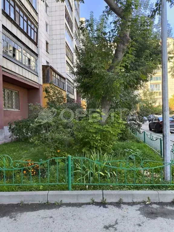 3-к кв. Тюменская область, Тюмень ул. Малыгина, 5 (68.0 м) - Фото 1