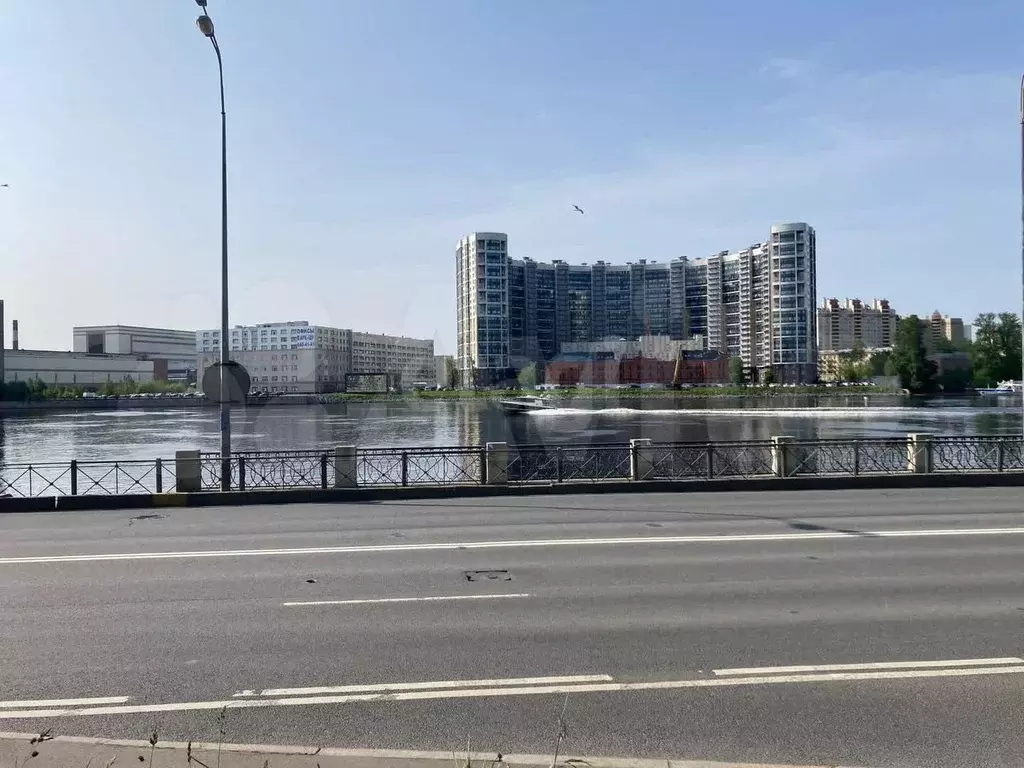 Комната 16 м в 3-к., 3/3 эт. - Фото 1