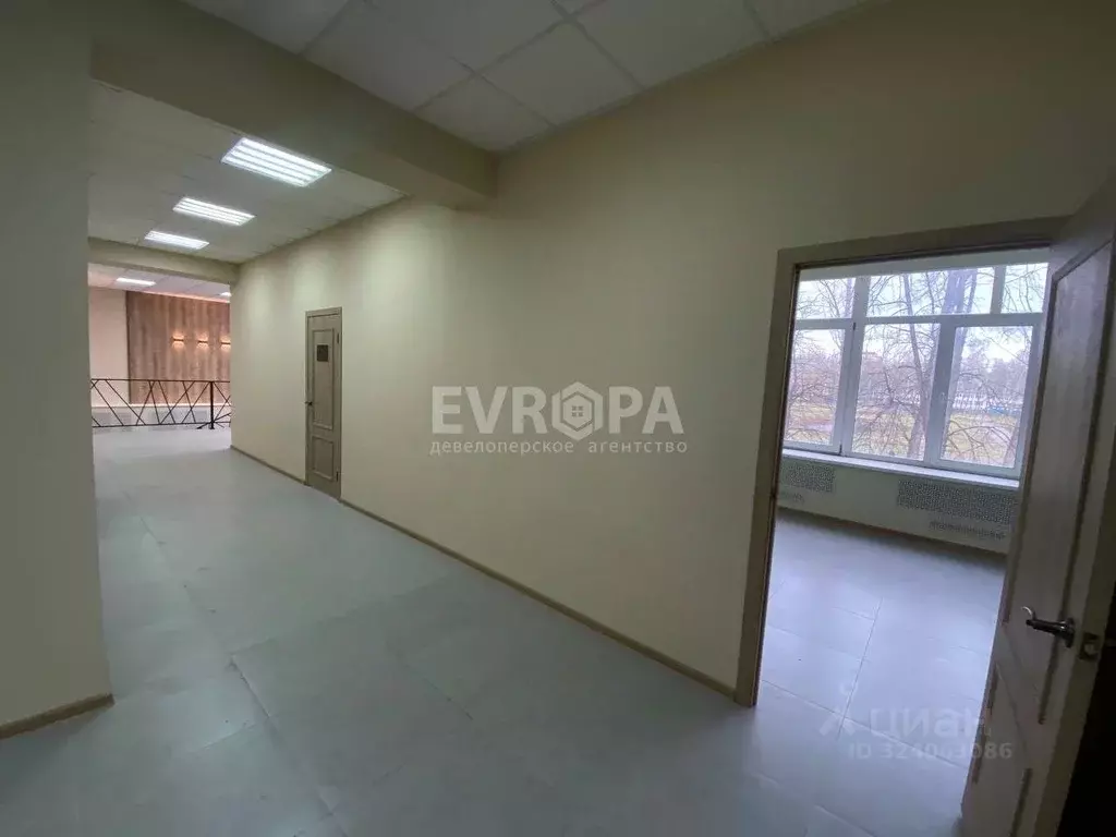 Офис в Ульяновская область, Ульяновск Высотный проезд, 3А (100 м) - Фото 2