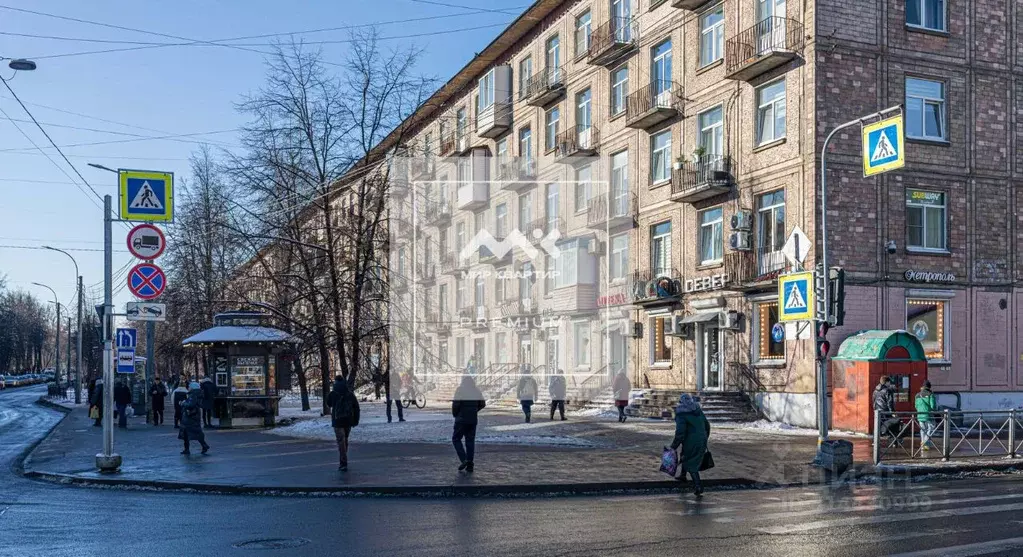 Торговая площадь в Санкт-Петербург просп. Елизарова, 15 (108 м) - Фото 1