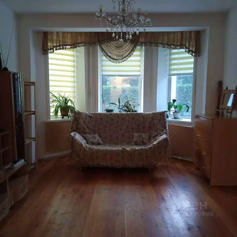 2-к кв. Алтай, Горно-Алтайск ул. Григория Чорос-Гуркина, 49 (55.0 м) - Фото 1