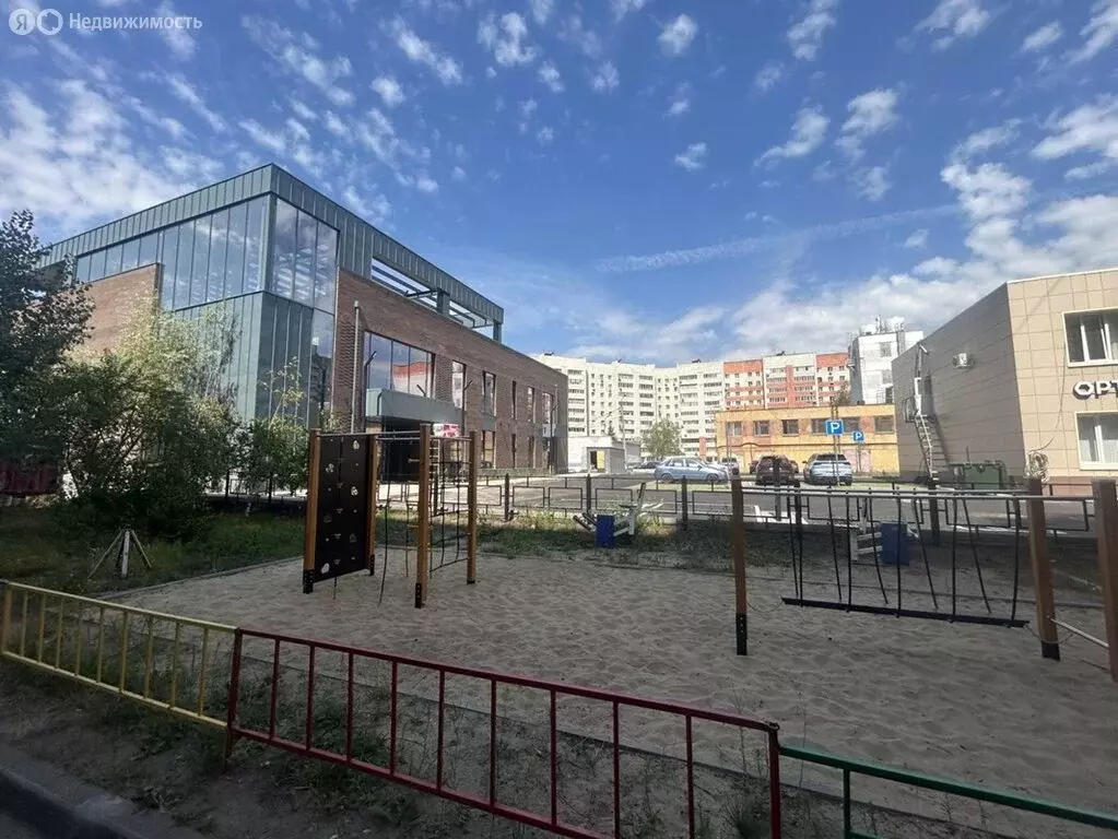 Торговая площадь (1136.7 м) - Фото 1