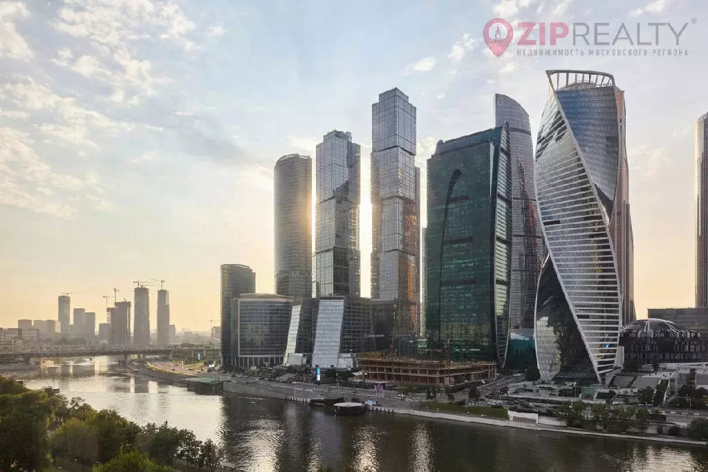 Продается 3-комнатная квартира - Фото 1