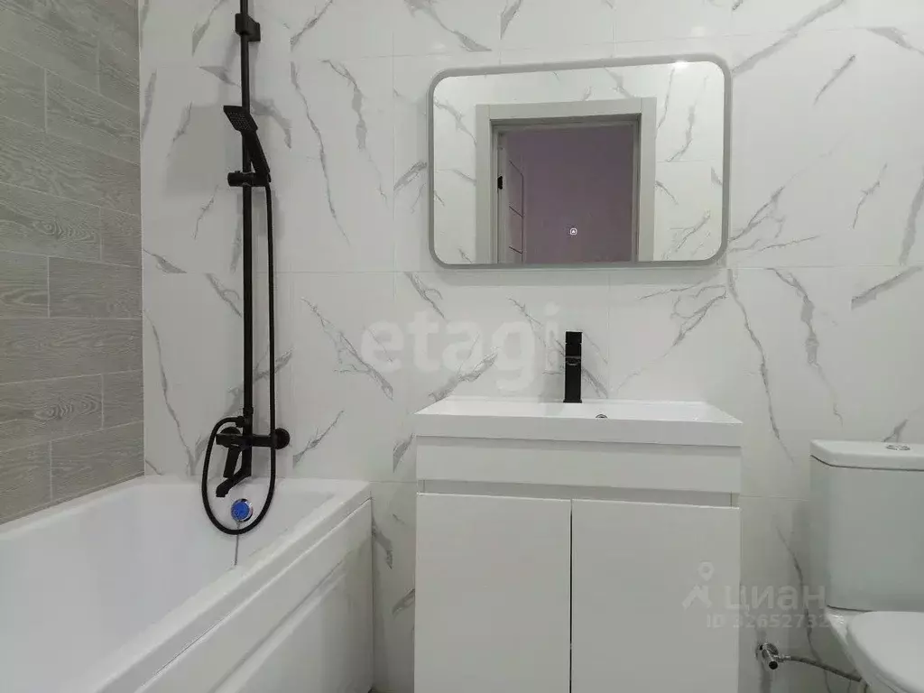 Дом в Ставропольский край, Михайловск Шпаковский район, ул. Андрея ... - Фото 2