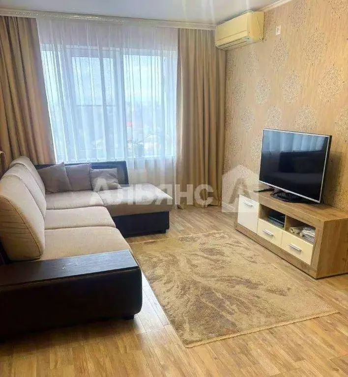 2-к кв. Краснодарский край, Усть-Лабинск Южная ул., 2 (47.0 м) - Фото 1