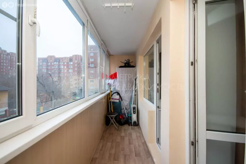 2-комнатная квартира: Тюмень, улица Циолковского, 15 (47.8 м) - Фото 1